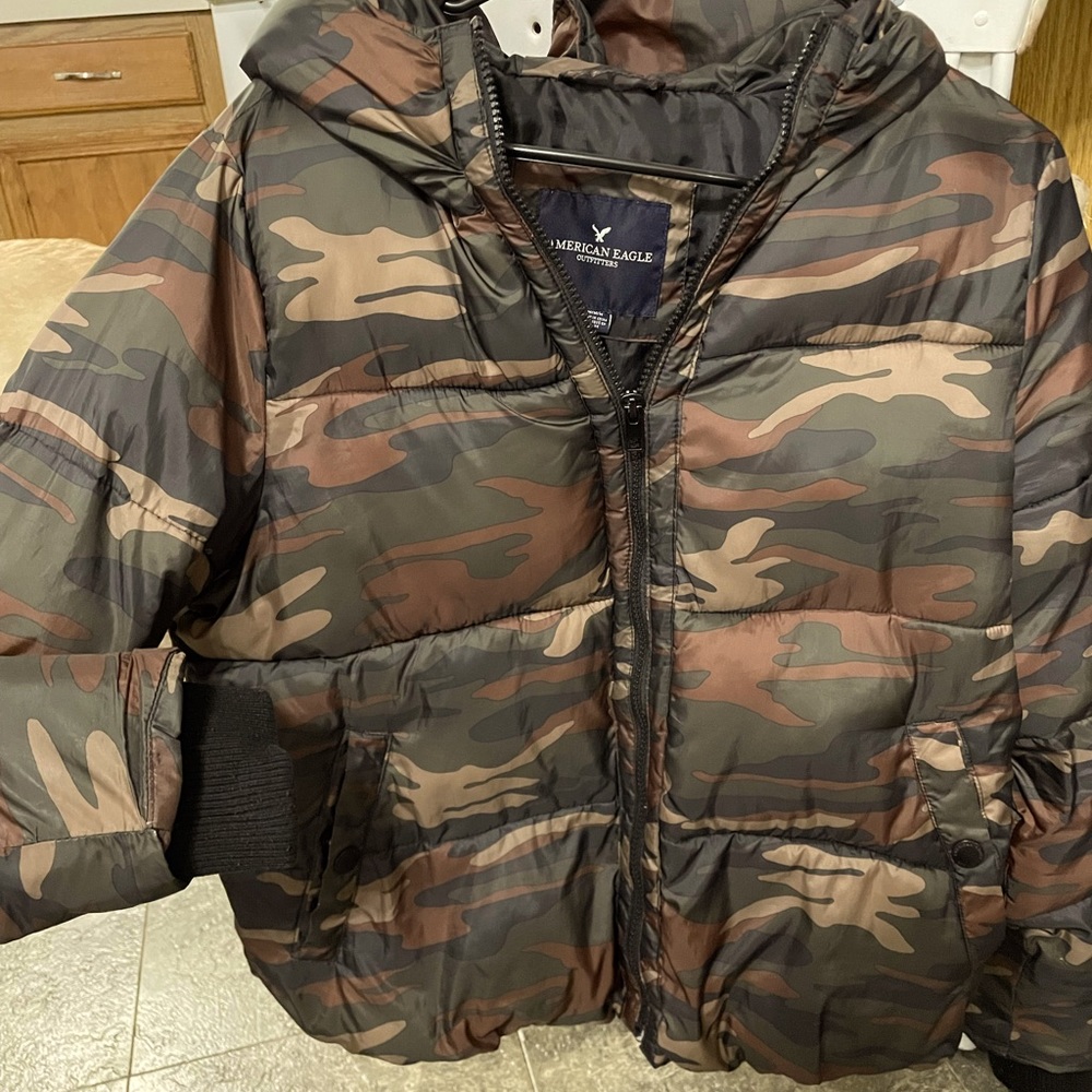 American Eagle camo puffer coat
